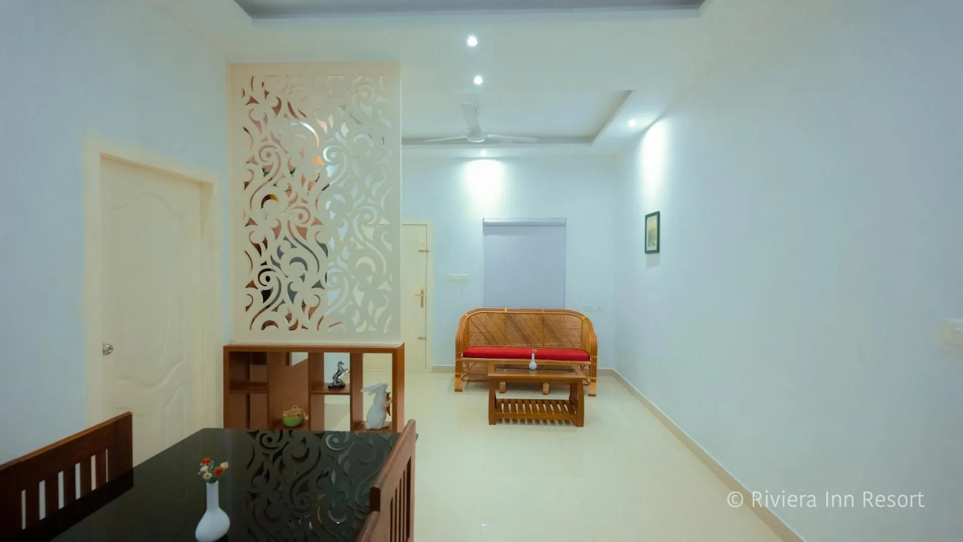 Riviera Inn Resort Chillithodu